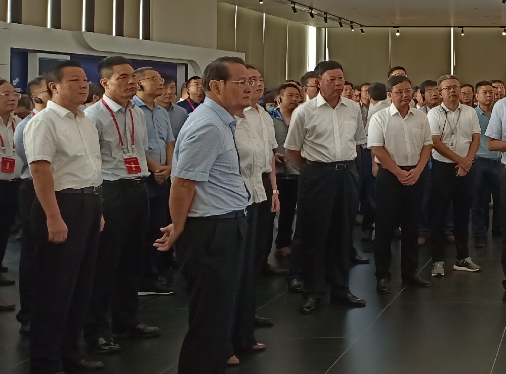 江西全省工業強省推進大會在鷹潭召開 江西全省工業強省推進大會在鷹潭召開